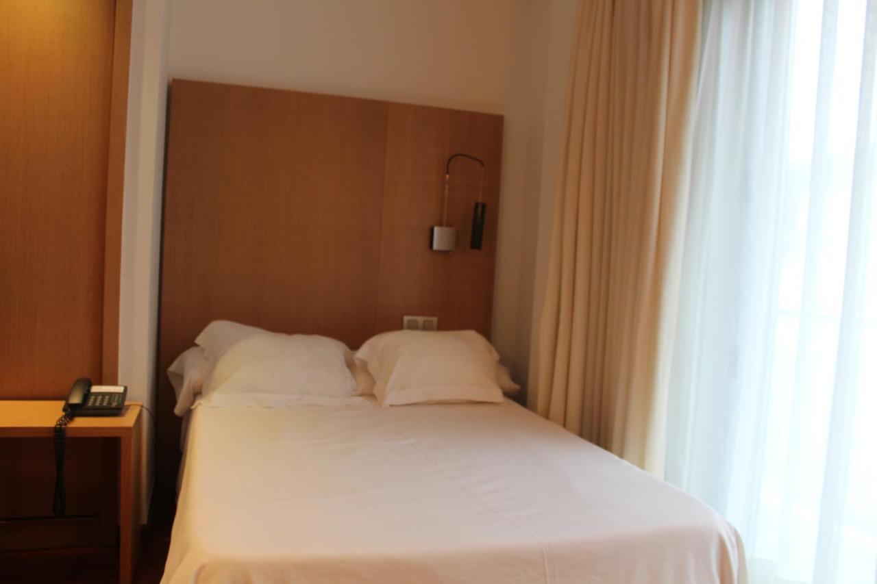 Hotel Ril Burela Exteriör bild